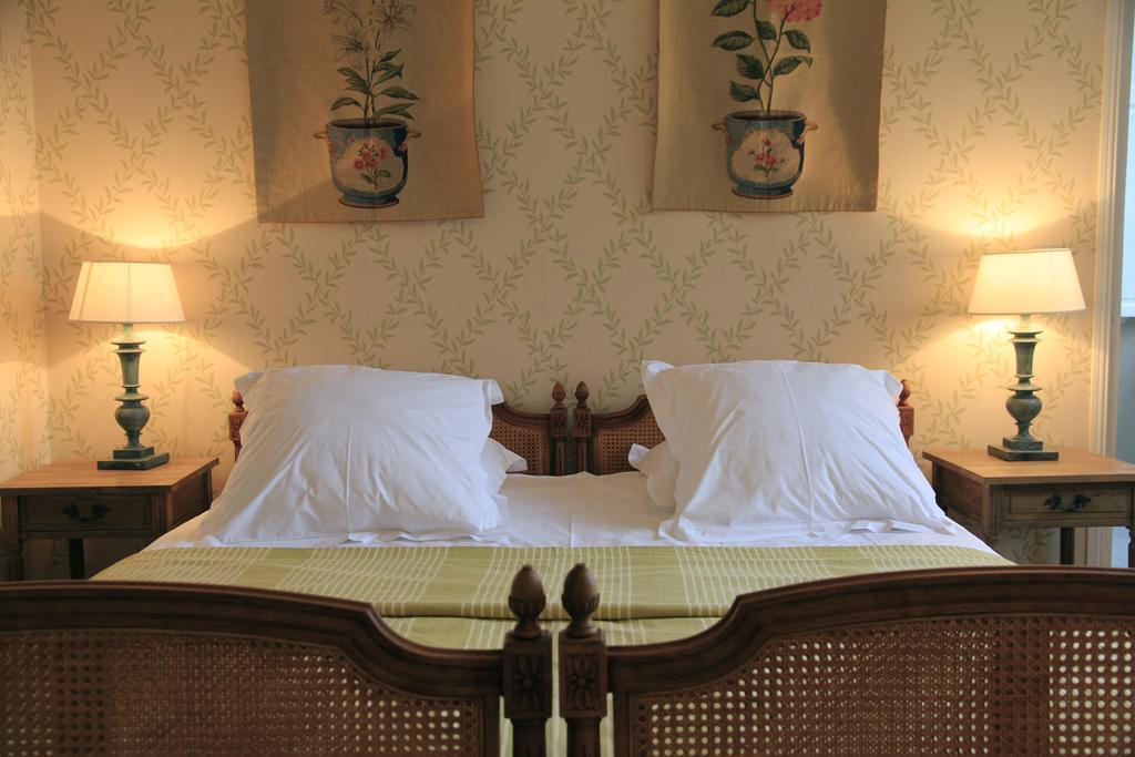 Chateau De La Marronniere Bed & Breakfast Aizenay ห้อง รูปภาพ